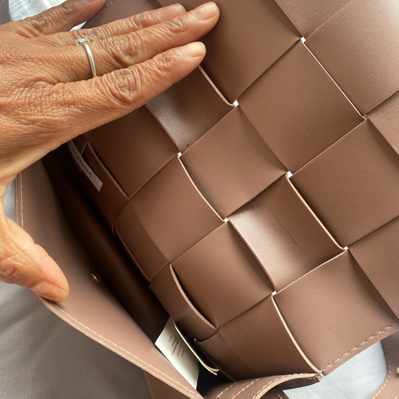 Purse - Picture 2 of 4